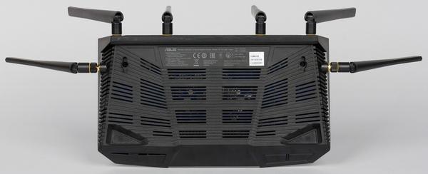 Внешний вид Asus RT-AC3200 Внешний вид Asus RT-AC3200