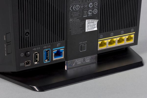 Внешний вид Asus RT-AC68U Внешний вид Asus RT-AC68U