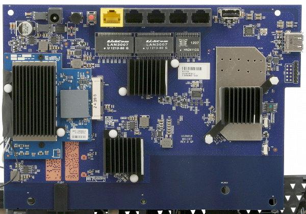 Печатная плата роутера Netgear R6300 Печатная плата роутера Netgear R6300