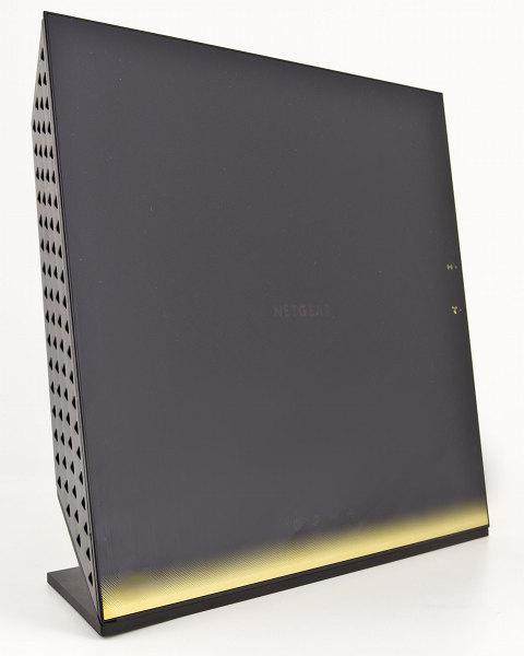 Внешний вид роутера Netgear R6300 Внешний вид роутера Netgear R6300