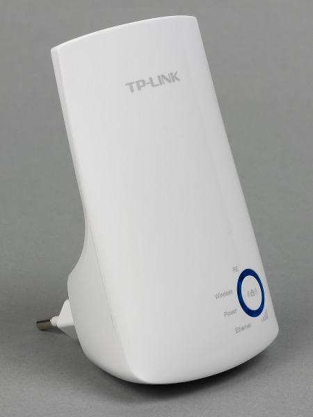 Внешний вид TP-Link TL-WA850RE Внешний вид TP-Link TL-WA850RE