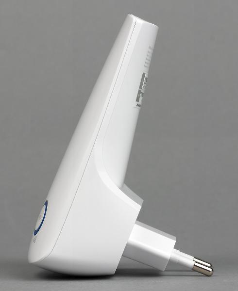 Внешний вид TP-Link TL-WA850RE Внешний вид TP-Link TL-WA850RE
