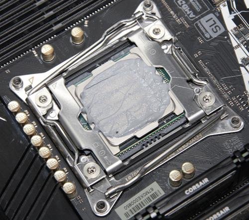 Arctic Freezer i32, распределение термопасты