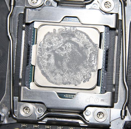 NZXT Kraken X42, распределение термопасты