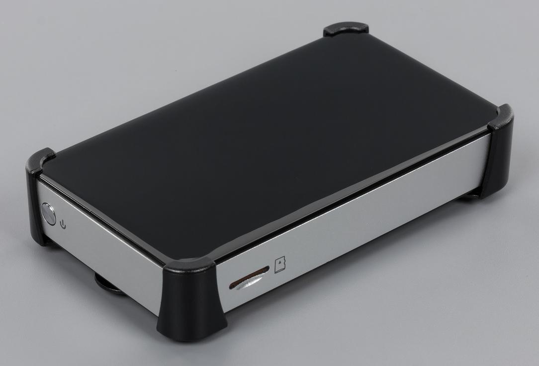 Внешний вид Zotac ZBox PI320