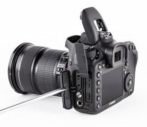 Зеркальная фотокамера Canon EOS 7D Mark II, флагман зеркалок APS-C:, фото 7