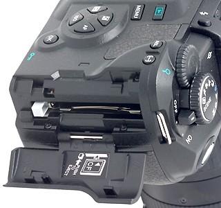 OLYMPUS E-300