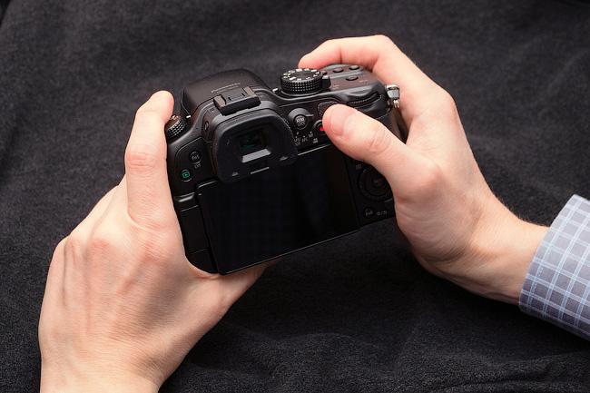 Panasonic GH3, эргономика Panasonic Lumix DMC-GH3:, фото 6