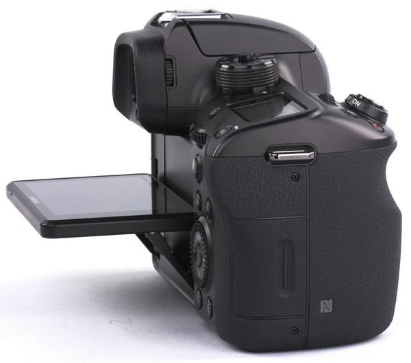 Беззеркальная фотокамера Samsung NX1 формата APS-C со сменными объективами:, фото 7