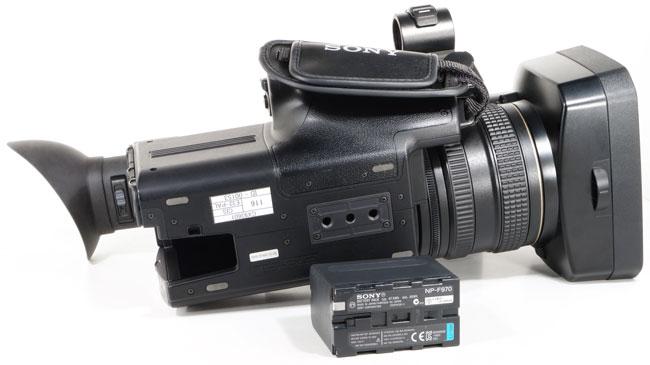 Видеокамера Sony HXR-NX3