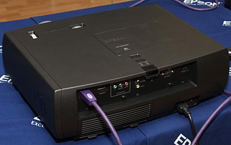 EH-TW5500