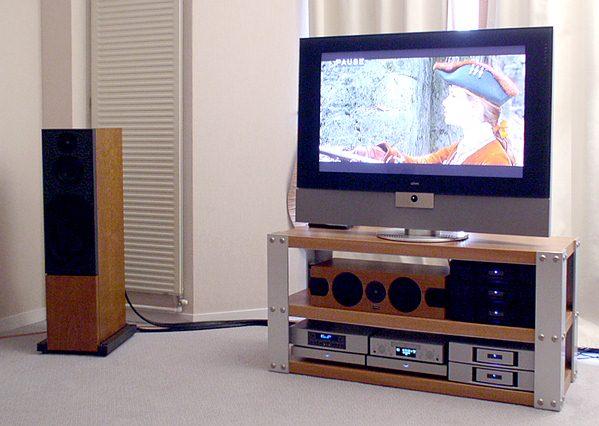 Фоторепортаж с выставки Hi-Fi & HomeTheater Show 2003, фото 4