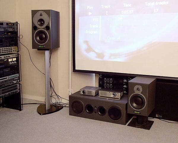 Фоторепортаж с выставки Hi-Fi & HomeTheater Show 2003, фото 7