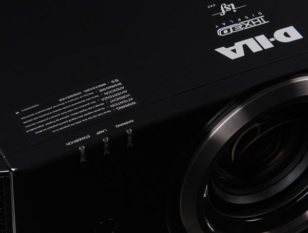 Проекторы JVC DLA-X70RB/DLA-X90RB, задняя поверхность Проекторы JVC DLA-X70RB/DLA-X90RB, задняя поверхность