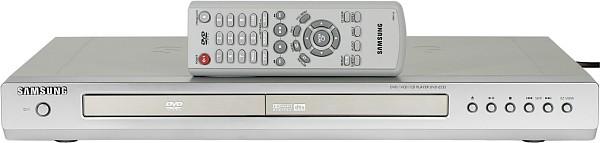Player & remote control, front view