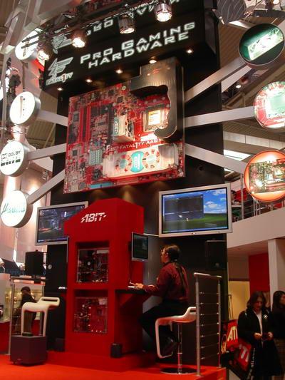 CeBIT 2005 - Выставка «по инерции», фото 2