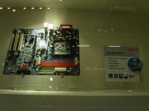 CeBIT 2005 - Выставка «по инерции», фото 11