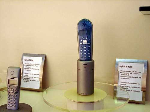 CeBIT 2002: День первый - новинки в области мобильной связи и коммуникаций, фото 16