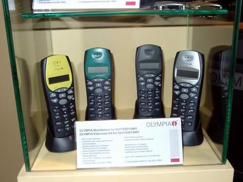 CeBIT 2002: День первый - новинки в области мобильной связи и коммуникаций, фото 31