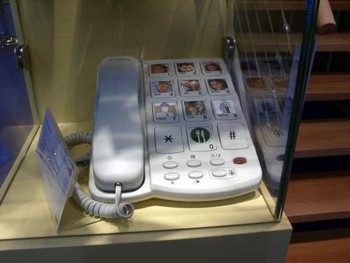 CeBIT 2002: День первый - новинки в области мобильной связи и коммуникаций, фото 35