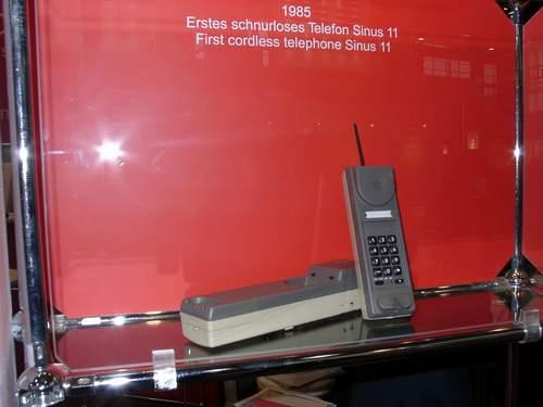 CeBIT 2002: День первый - новинки в области мобильной связи и коммуникаций, фото 8