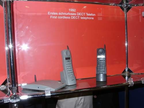 CeBIT 2002: День первый - новинки в области мобильной связи и коммуникаций, фото 9