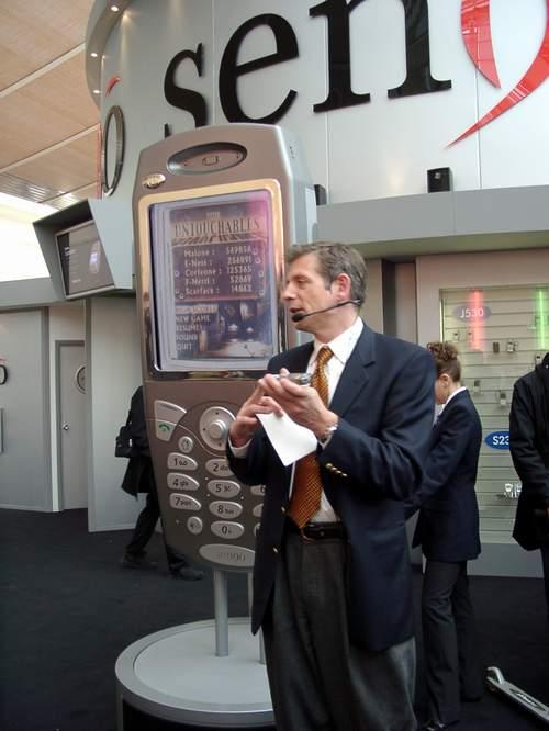 CeBIT 2002: День второй - новинки в области мобильной связи и коммуникаций, фото 11