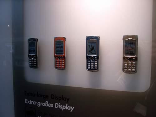 CeBIT 2002: День второй - новинки в области мобильной связи и коммуникаций, фото 2
