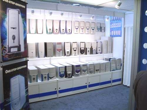 CeBIT 2002: День третий - корпусы, клавиатуры, кулеры, КПК и аксессуары, фото 2