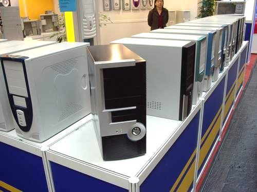 CeBIT 2002: День третий - корпусы, клавиатуры, кулеры, КПК и аксессуары, фото 3