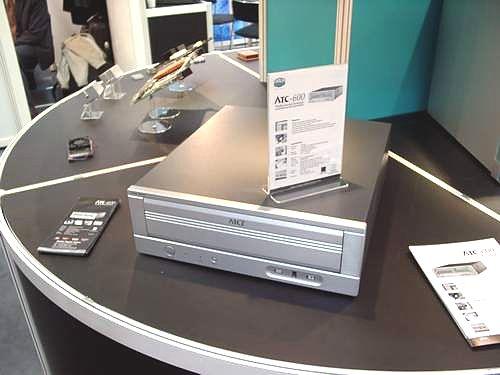 CeBIT 2002: День третий - корпусы, клавиатуры, кулеры, КПК и аксессуары, фото 10