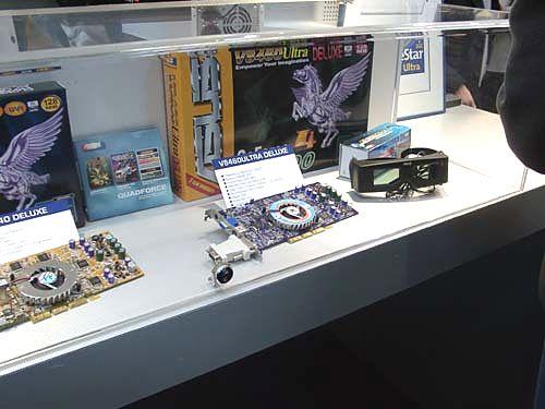 CeBIT 2002: День четвертый - путешествие по стендам компьютерных компаний, фото 12