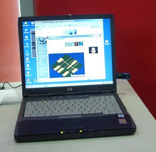 CeBIT 2002: День четвертый - путешествие по стендам компьютерных компаний, фото 7