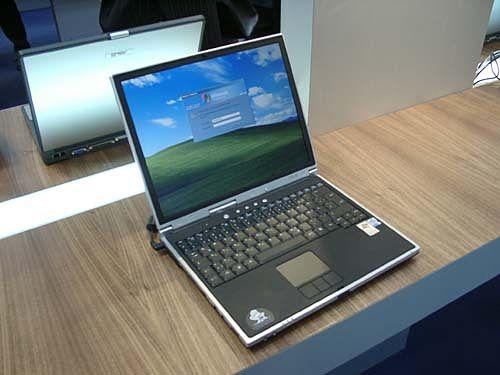 CeBIT 2002: День четвертый - путешествие по стендам компьютерных компаний, фото 10