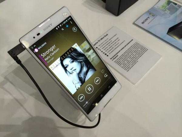Consumer Electronics and Photo Expo 2014 в Москве