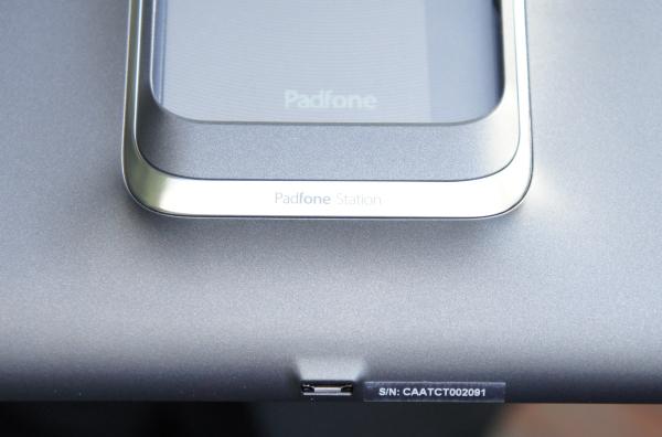Презентация Asus Padfone2 в Милане