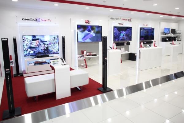 Открытие фирменного магазина LG