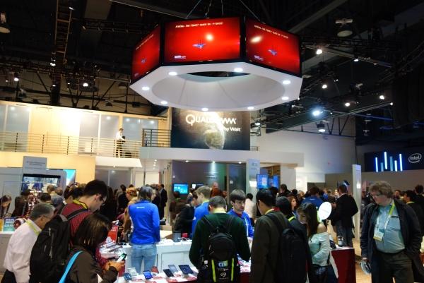 Прогулка по стендам CES 2015:, фото 2