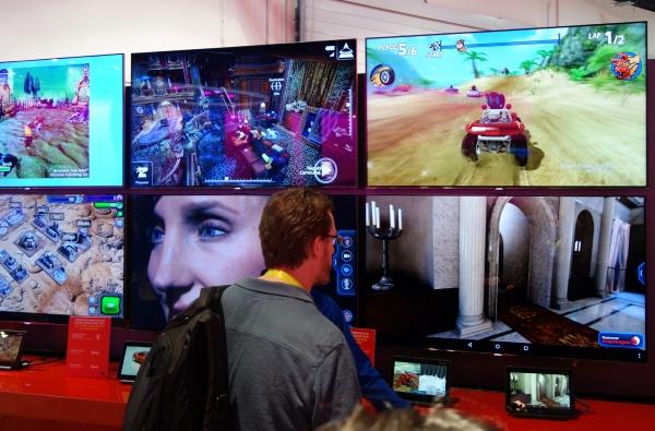 Прогулка по стендам CES 2015:, фото 21