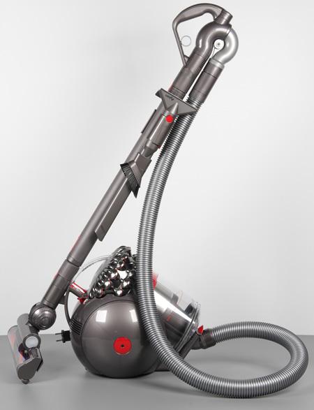 Пылесос Dyson Cinetic Big Ball Animalpro, общий вид Пылесос Dyson Cinetic Big Ball Animalpro, общий вид
