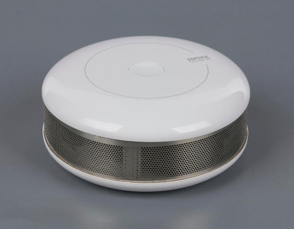 Внешний вид Fibaro Smoke Sensor Внешний вид Fibaro Smoke Sensor