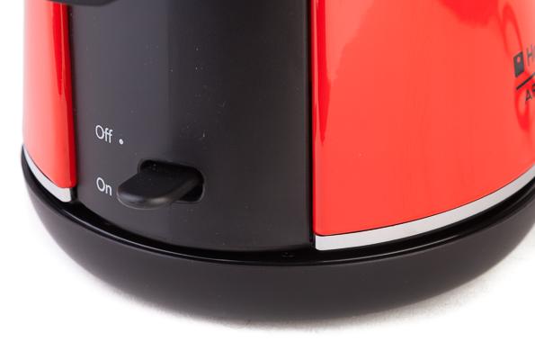 электрический чайник Hotpoint Ariston WK 22M