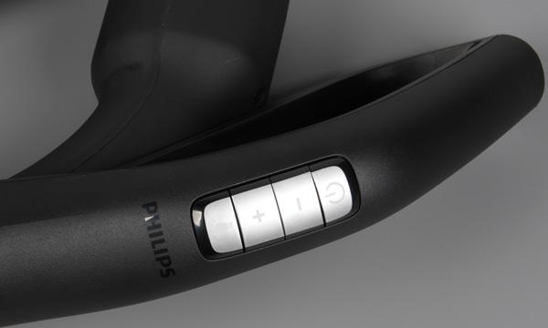 Пылесос Philips Performer Ultimate (FC8924/01). Кнопки на рукоятке