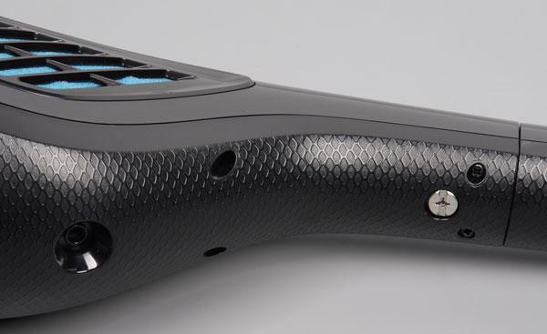 Пылесос Philips PowerPro Aqua FC6401/01, разъем для подключения адаптера питания