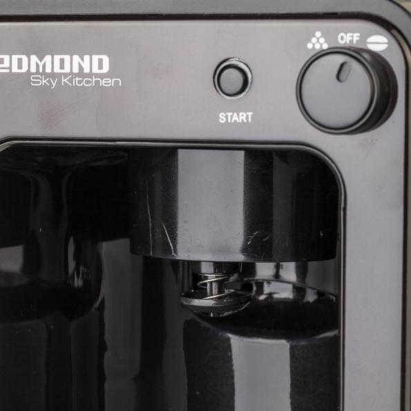 Redmond RCM-M1505S кофеварка с кофемолкой и управлением по Bluetooth
