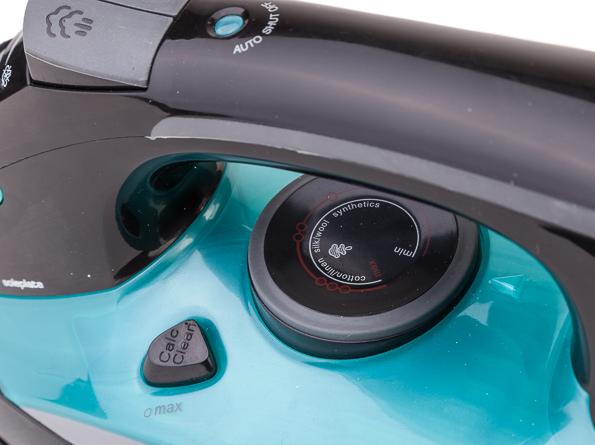 Утюг Redmond SkyIron C250S с управлением через Bluetooth