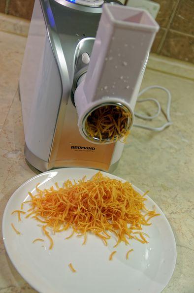 мясорубка Redmond RMG-1203-8