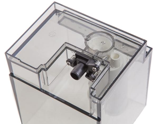 кофеварки-эспрессо Rommelsbacher EKS 2000 и DeLonghi EC680, и кофемашина Philips Saeco Xsmall HD8745