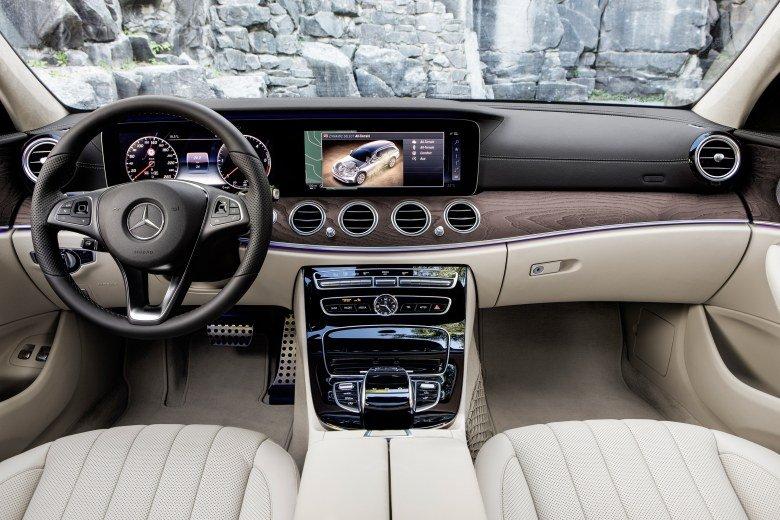 Автомобиль Mercedes-Benz E 220 d 4Matic All-Terrain Luxury:, фото 177