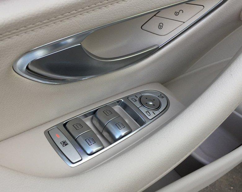 Автомобиль Mercedes-Benz E 220 d 4Matic All-Terrain Luxury:, фото 189